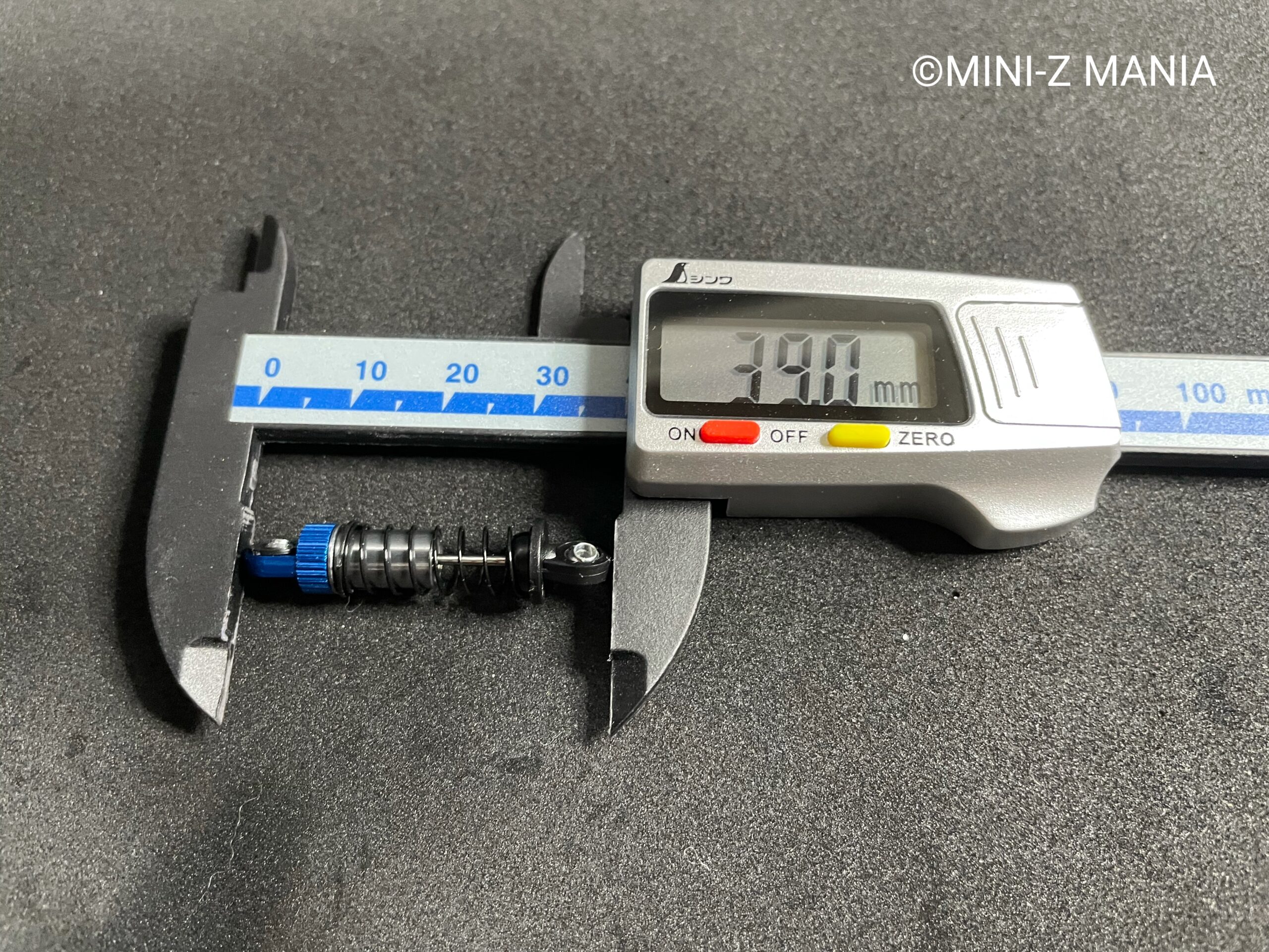 ミニッツ mr-03ve 青モーター ジャイロ オイルダンパー FRP Tバー