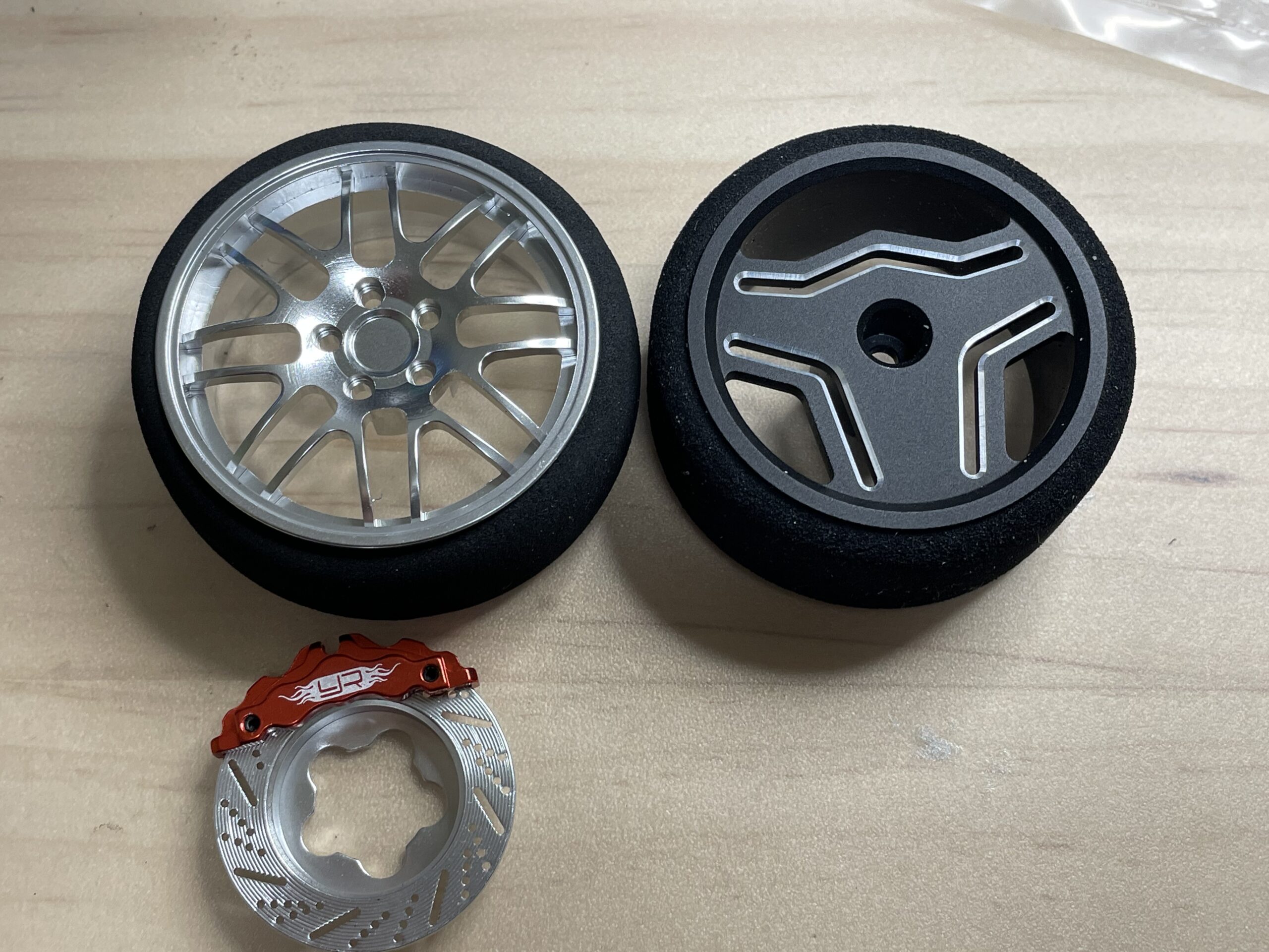 ミニッツカップ ノービスクラス用プロポ カスタム編｜MINIZ MANIA