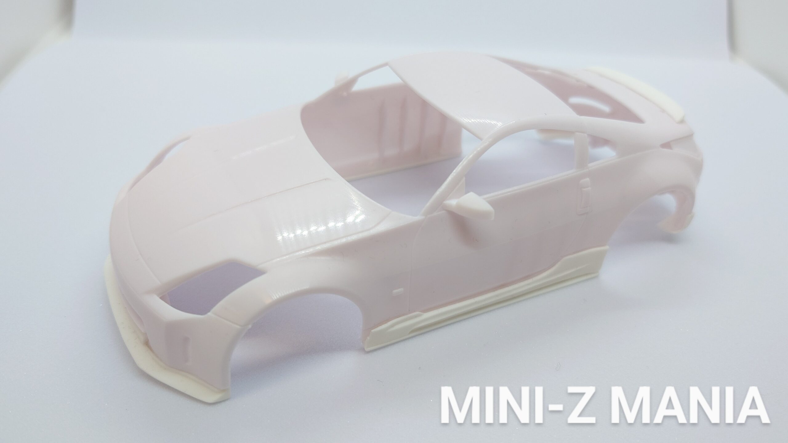 ミニッツボディ接着剤おすすめ（エアロ編）｜MINI-Z MANIA